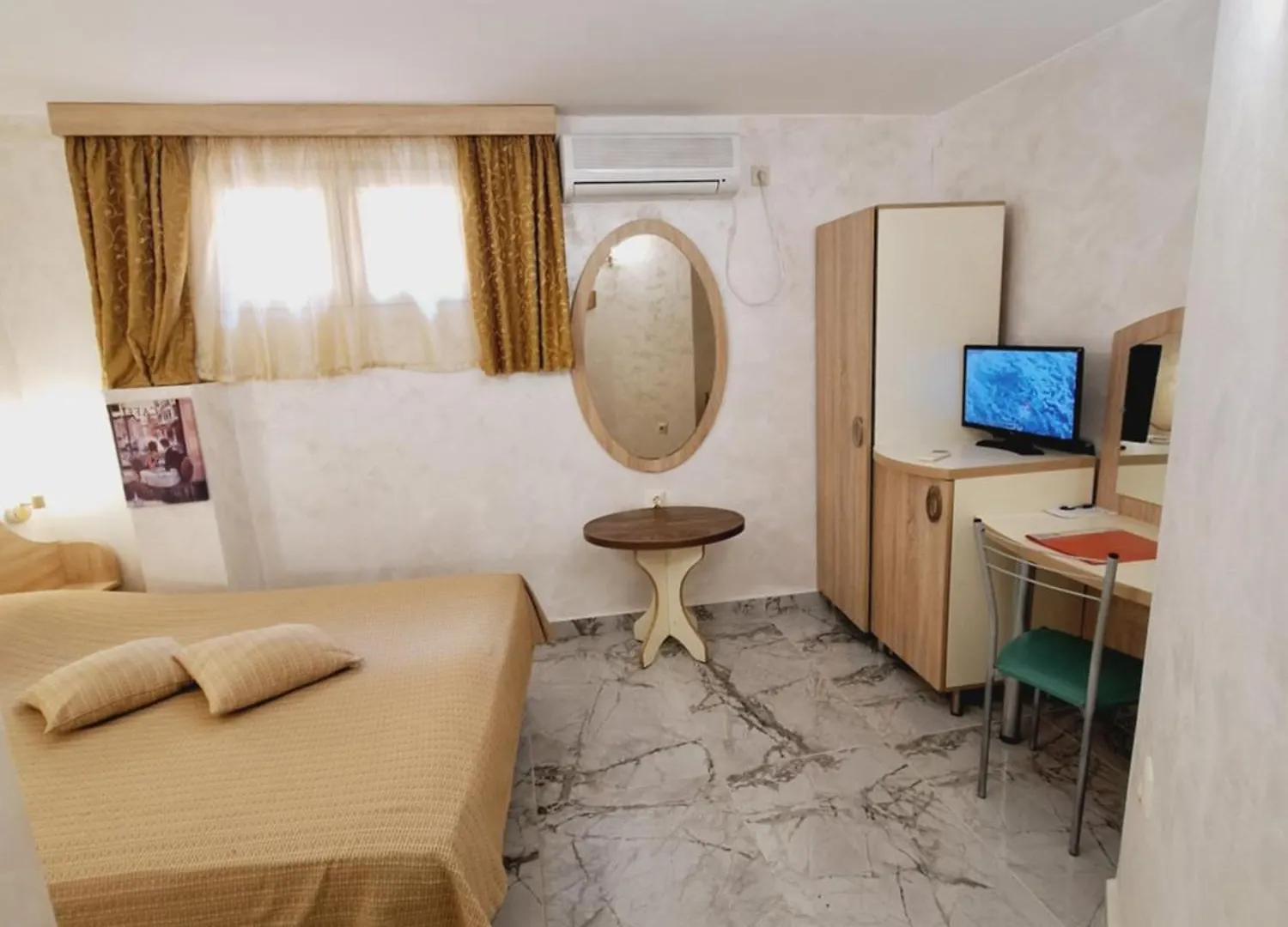 Hotel Color Варна 3*,  Болгария