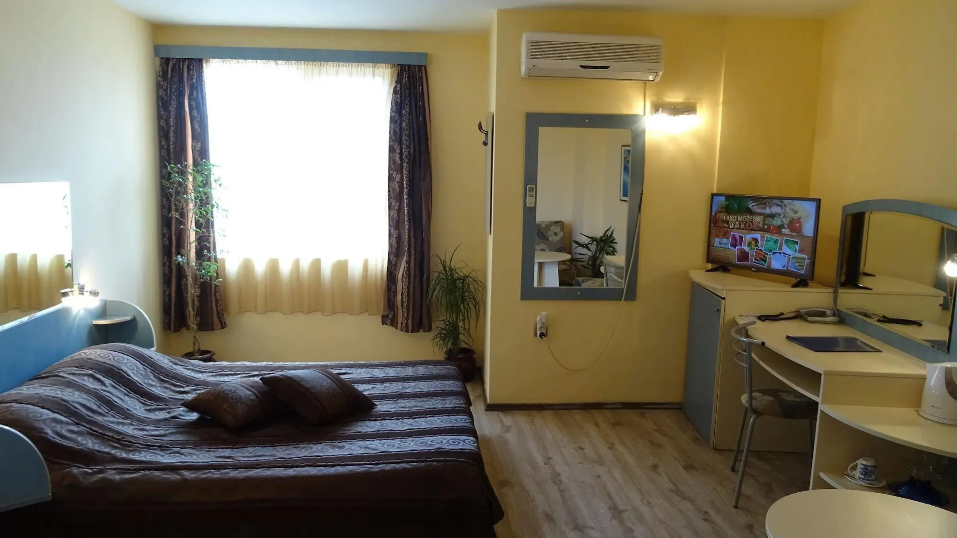 Hotel Color Varna 3*,  Bulgaria