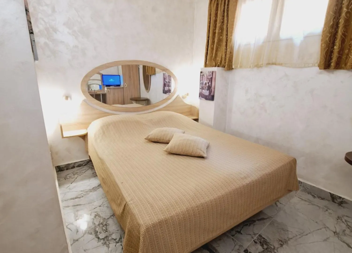 Hotel Color Varna 3*,